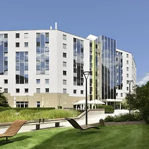 4* Otel Novina Suedwestpark